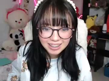 Chịch em nữ sinh dễ thương dâm đãng Mai Yahiro